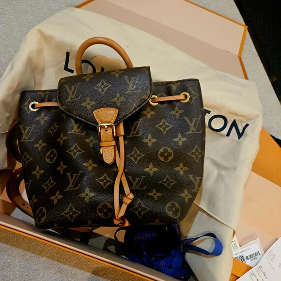 Louis Vuitton main image 6